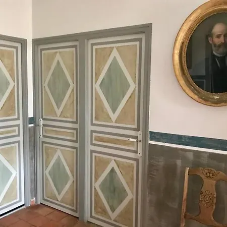 Antonia Villa Calvi (Corsica)